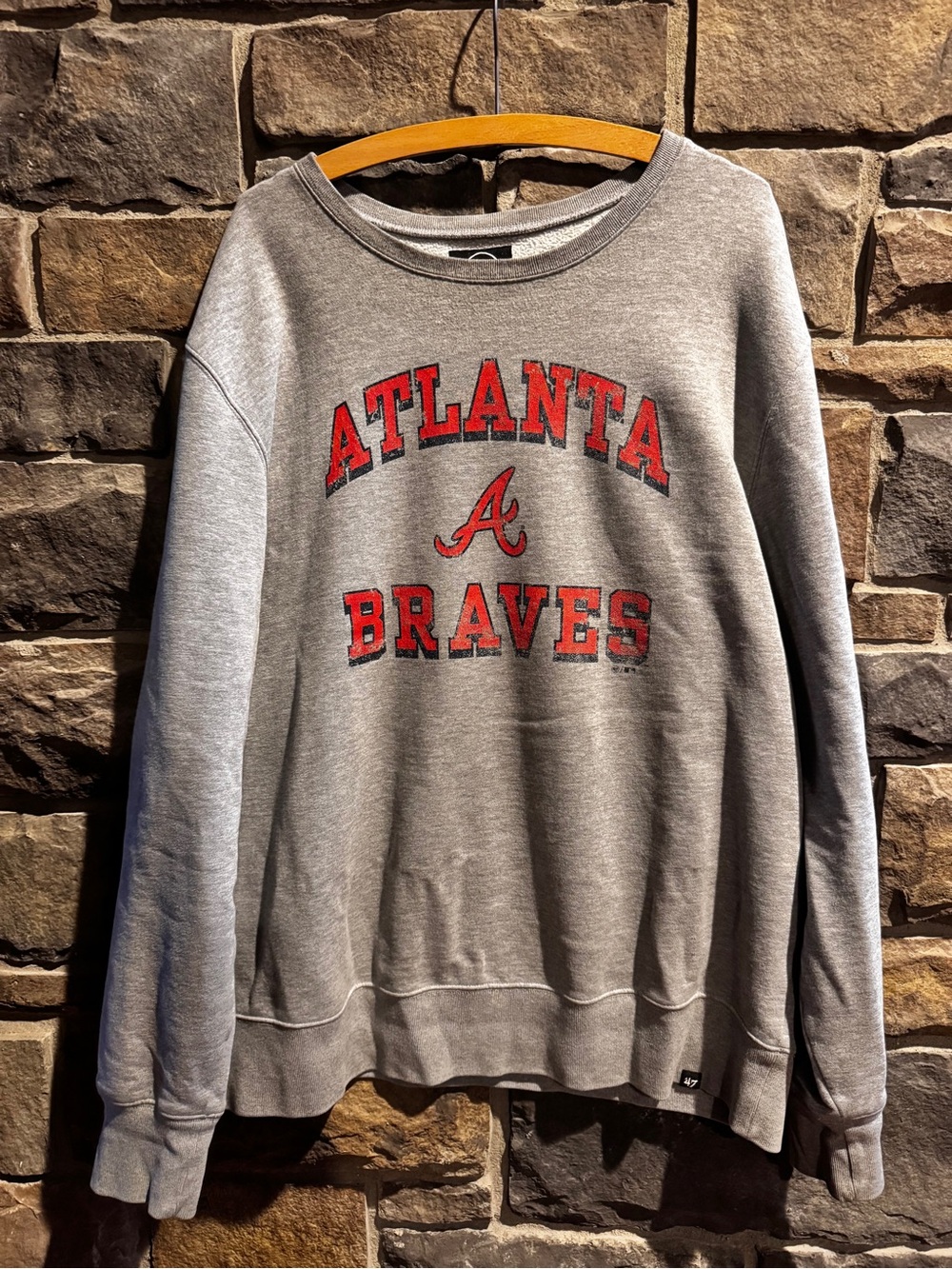Atlanta Braves Gray Crewneck Sweatshirt - Red Logo  -XXL